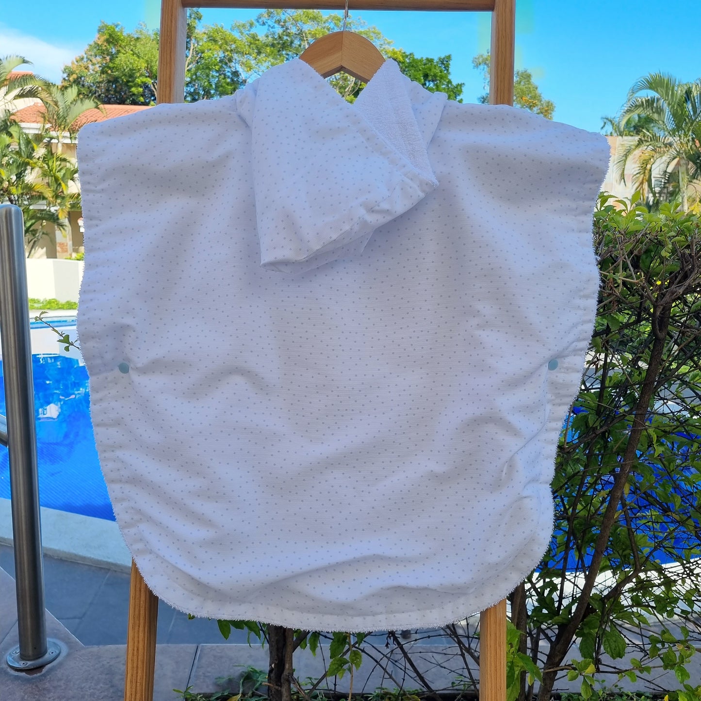 Toalla Poncho. Puntos Azules