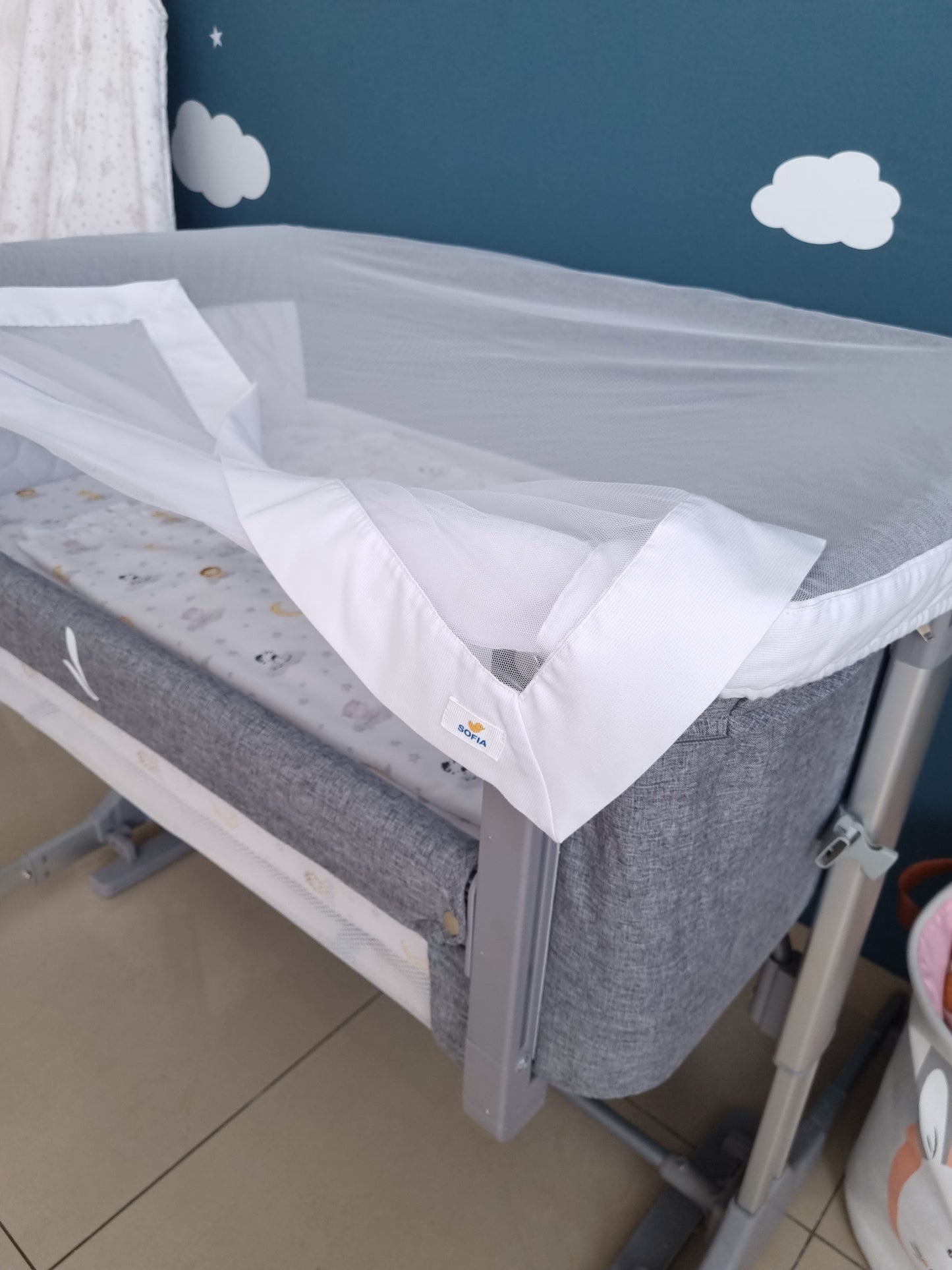 Mosquitero de colecho. Blanco