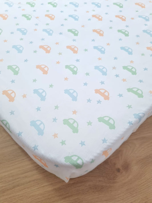 Cubre colchón corral. Carritos/ Estrellas