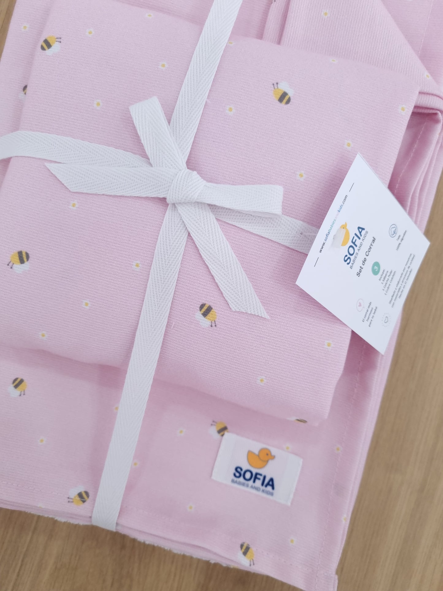 Set de Corral. Abejitas Rosa
