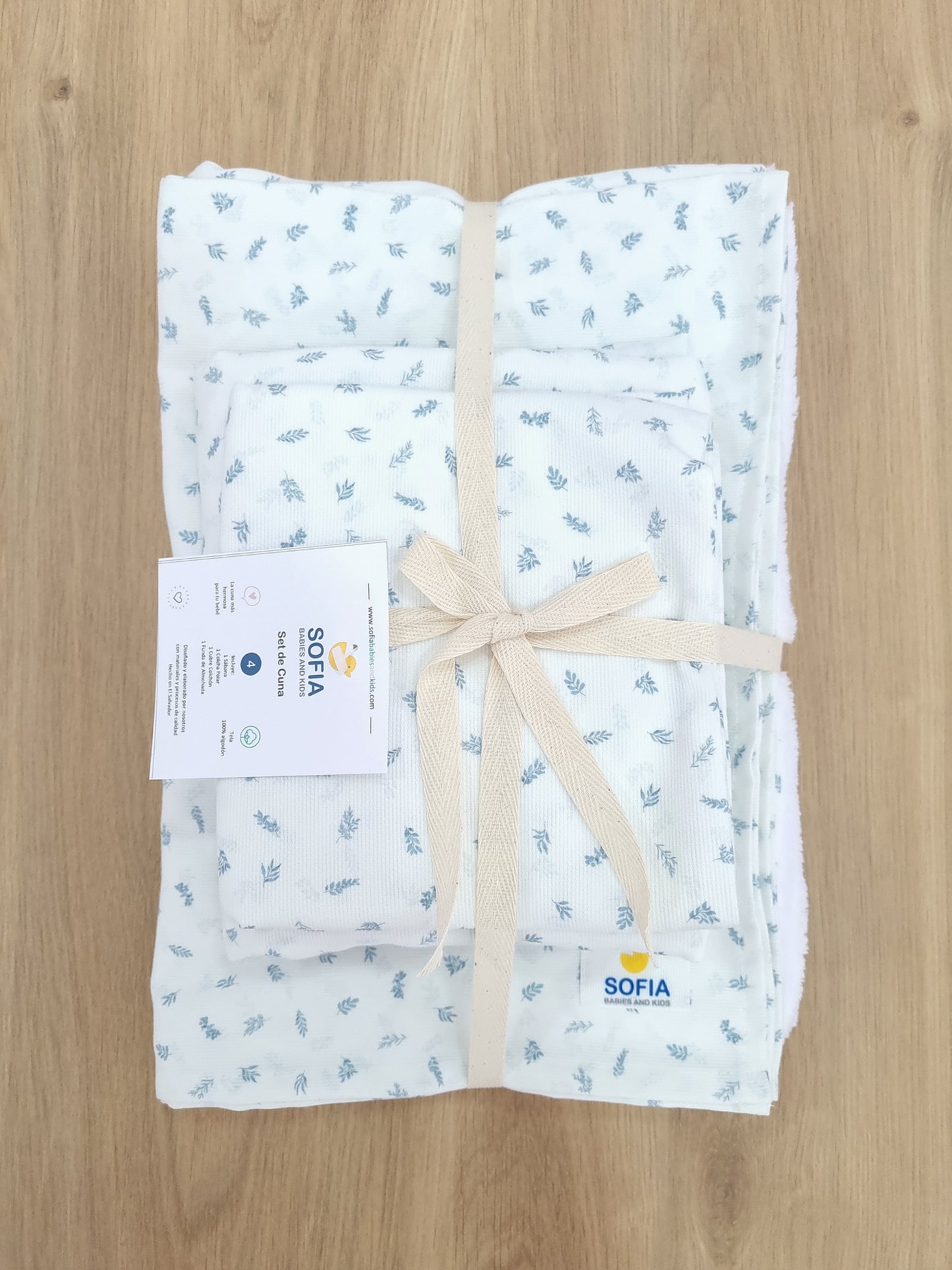 Set de Cuna Pequeño. Hojitas Azules