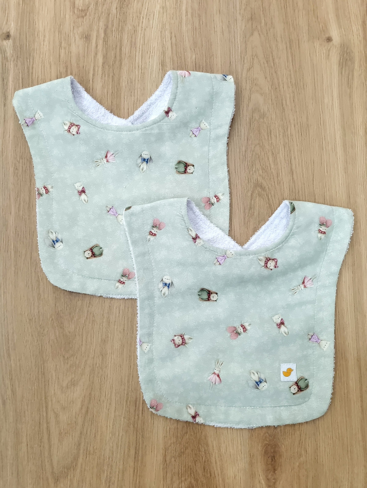 Set de 2 baberos. Verde Vintage