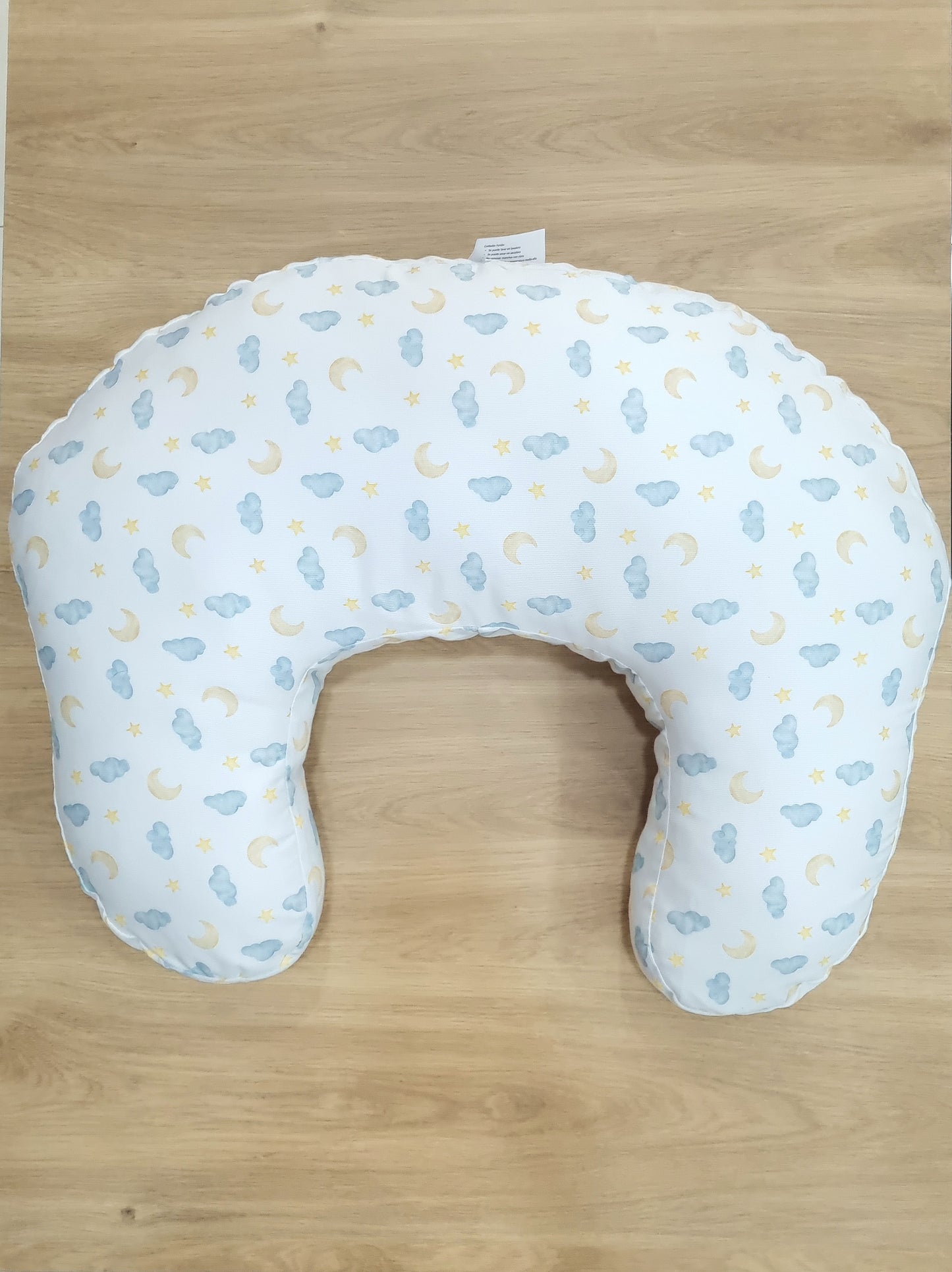 Almohada de lactancia. Nubes Azules Tiza