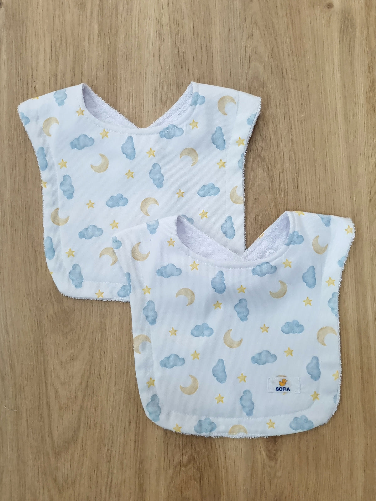 Set de 2 baberos. Nube Azul Tiza