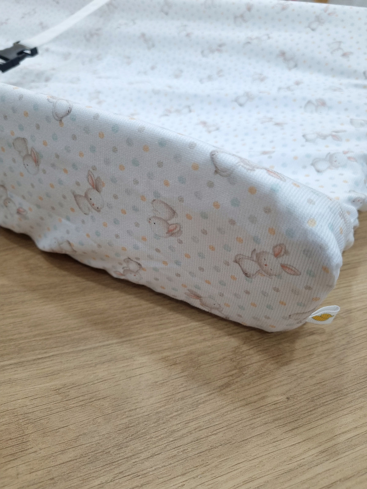 Funda de Cambiador. Conejito de puntitos