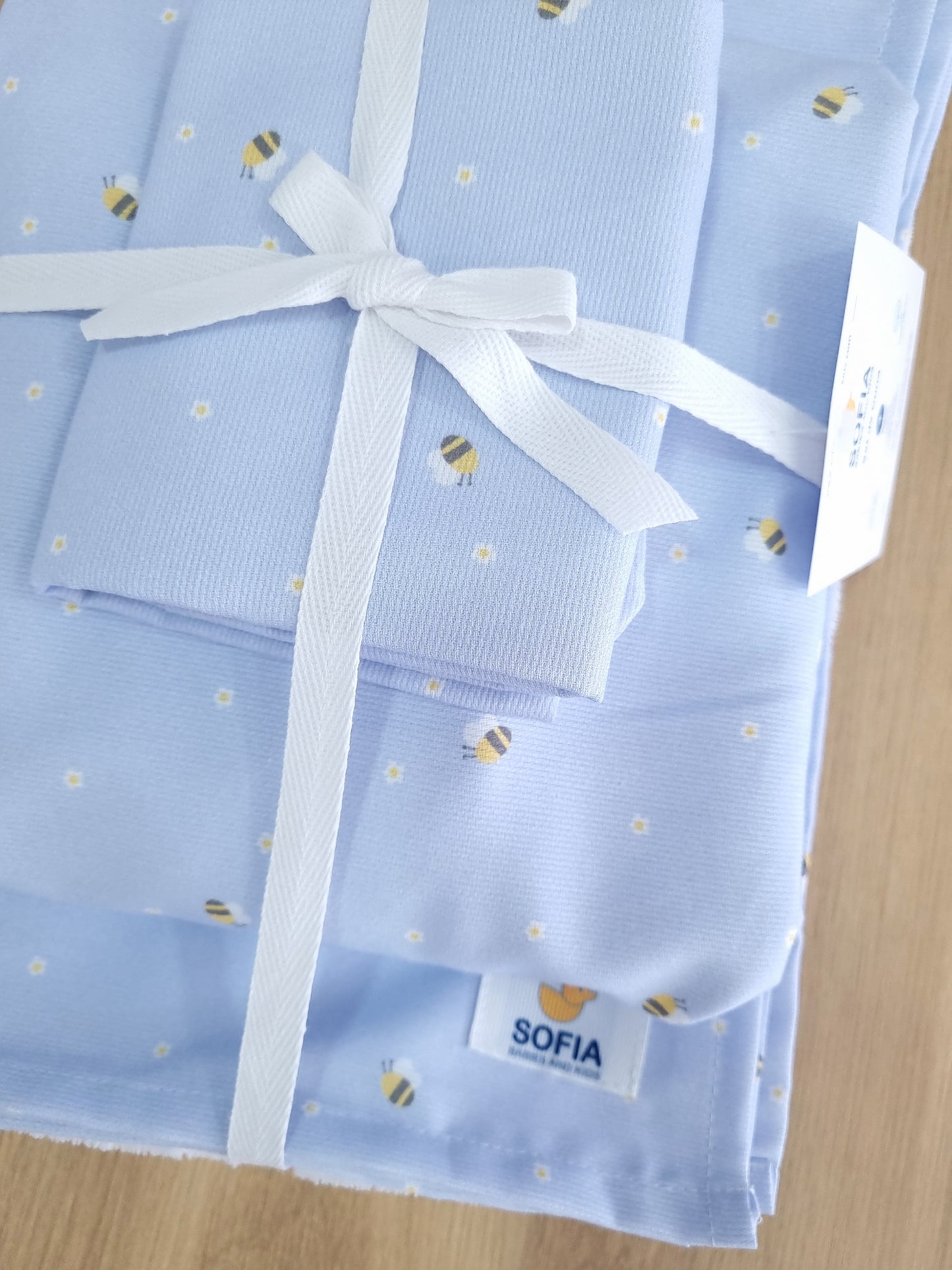 Set de Cuna. Abejita Lavanda