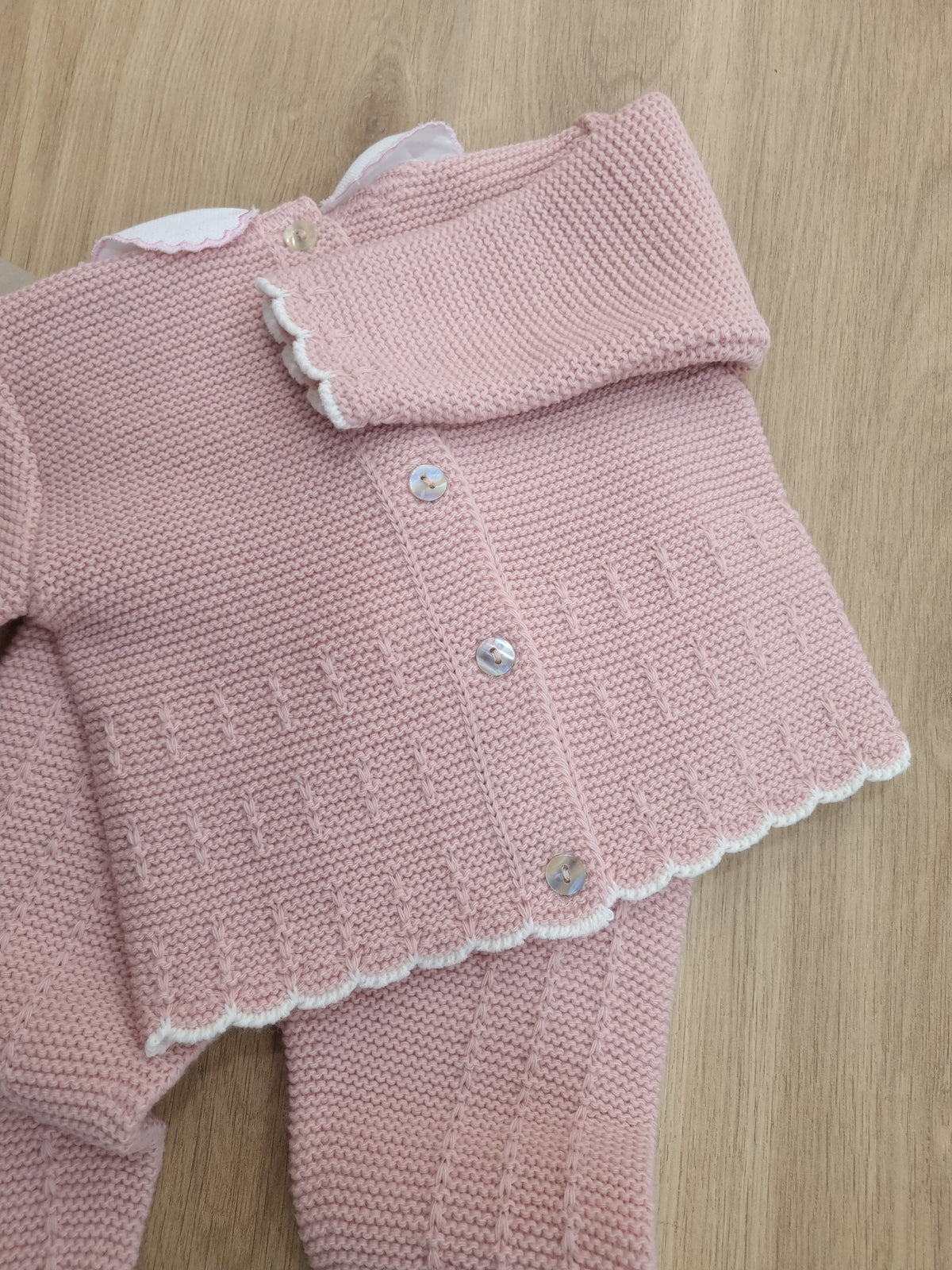 Doble punto rosa. 6M
