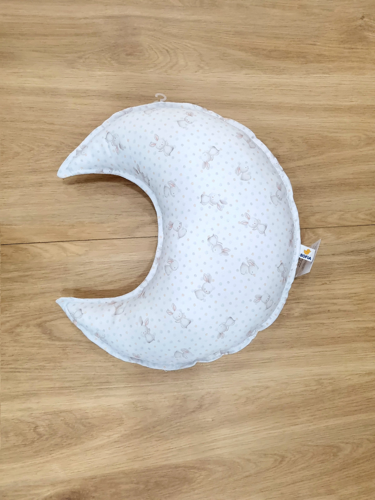 Cojín Luna. Conejitos de puntitos