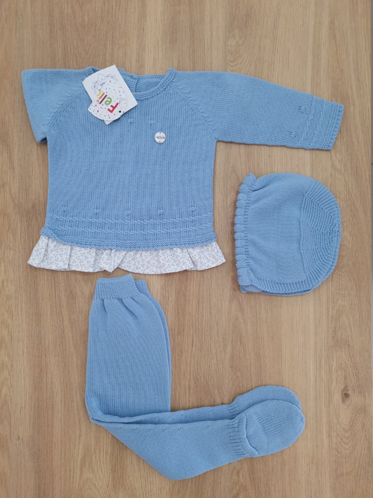 Conjunto Bordado Azul con encaje de Flores. 3M