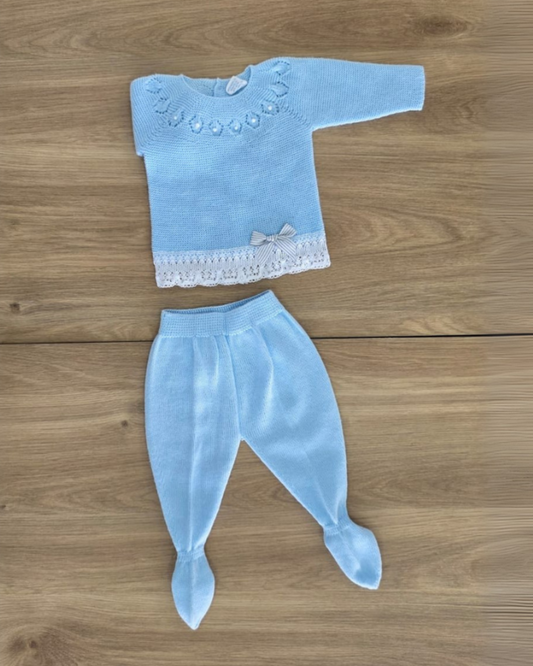 Conjunto Bordado Celeste Chonguita Gris. 0M