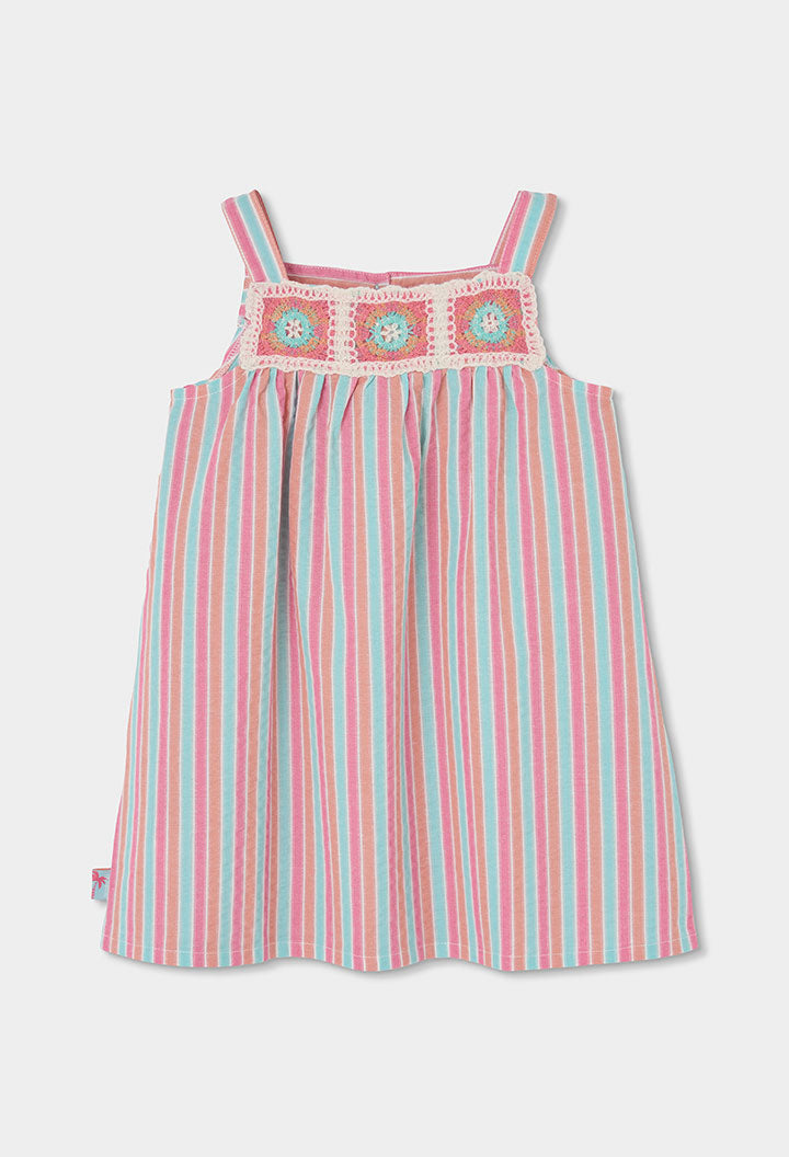 Vestido Rayado con Bordado en el pecho