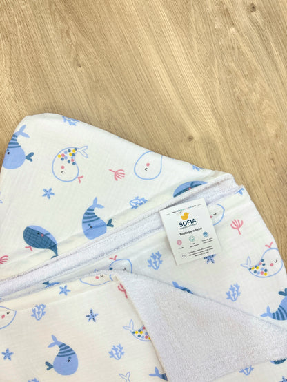 Toalla para bebé Ballenita Azul