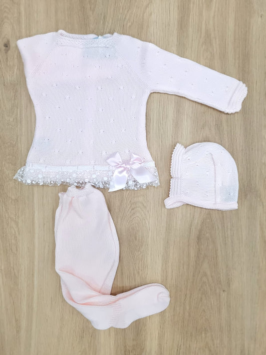 Rosa con chonga y vuelito blanco abajo. 3M