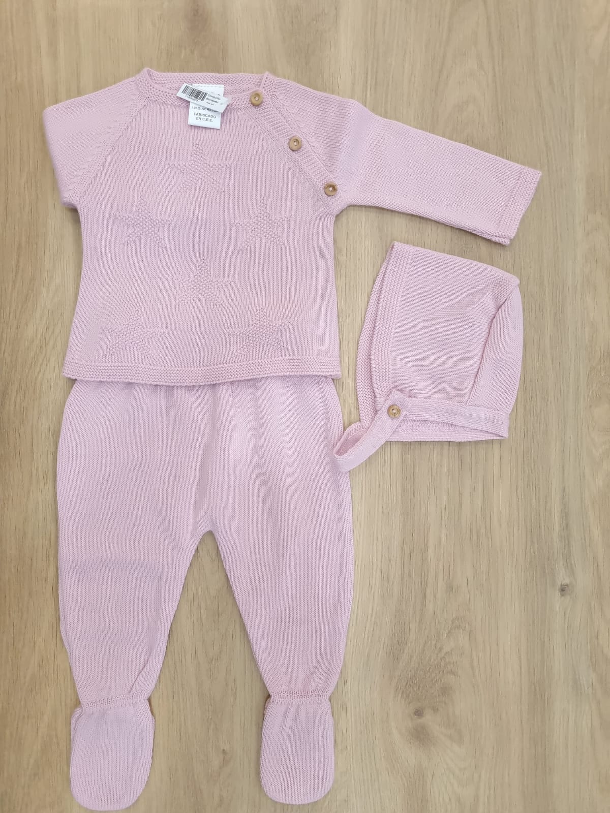 Rosa fuerte con 3 botones y estrellas en el frente. 3M