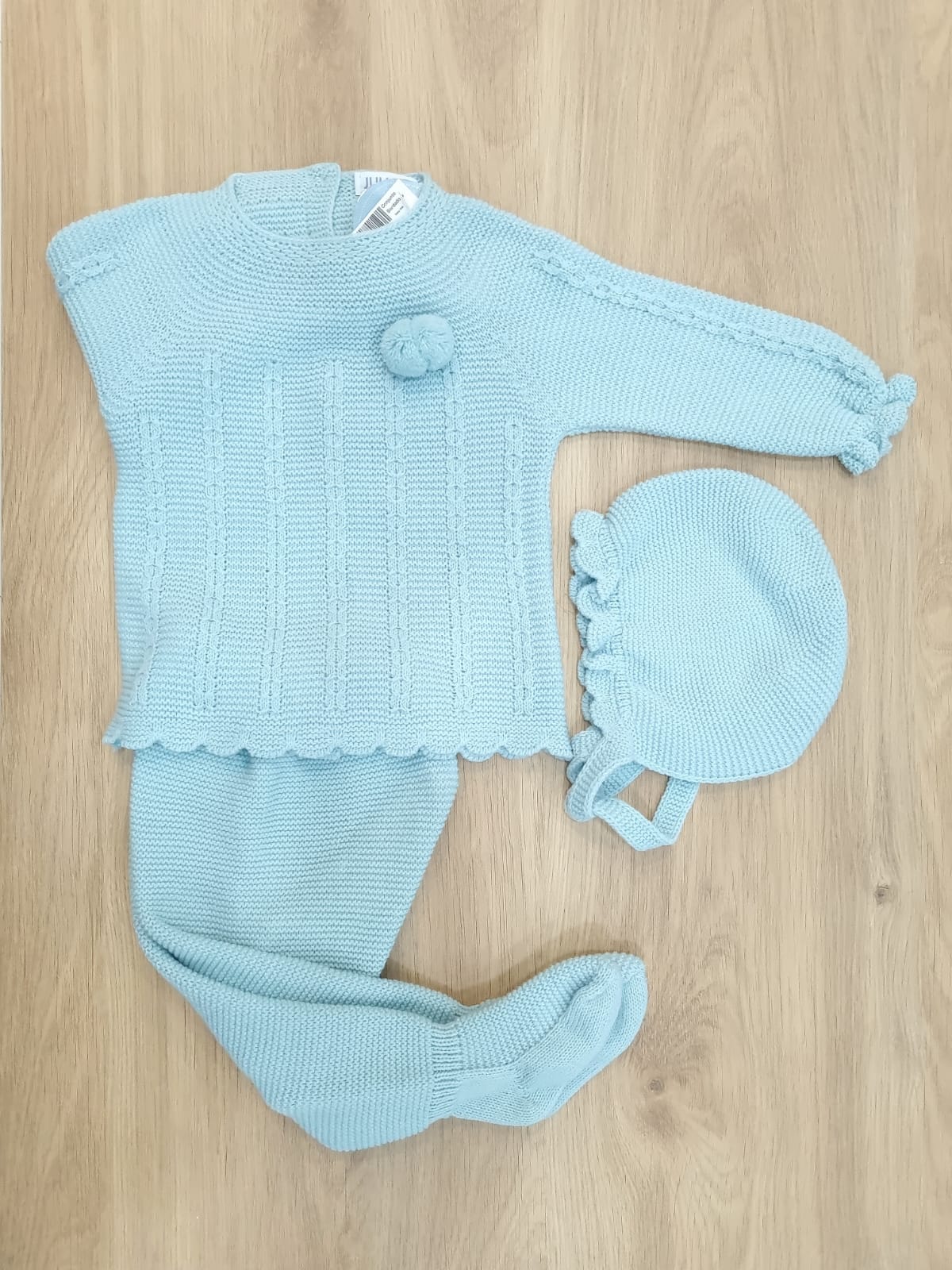 Verde Musgo con pompon. 6M