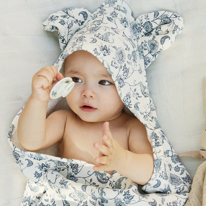 Hooded Towel - Garden Leo Toile