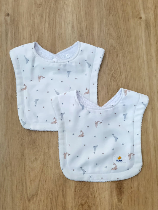 Set de 2 baberos. Ballenitas