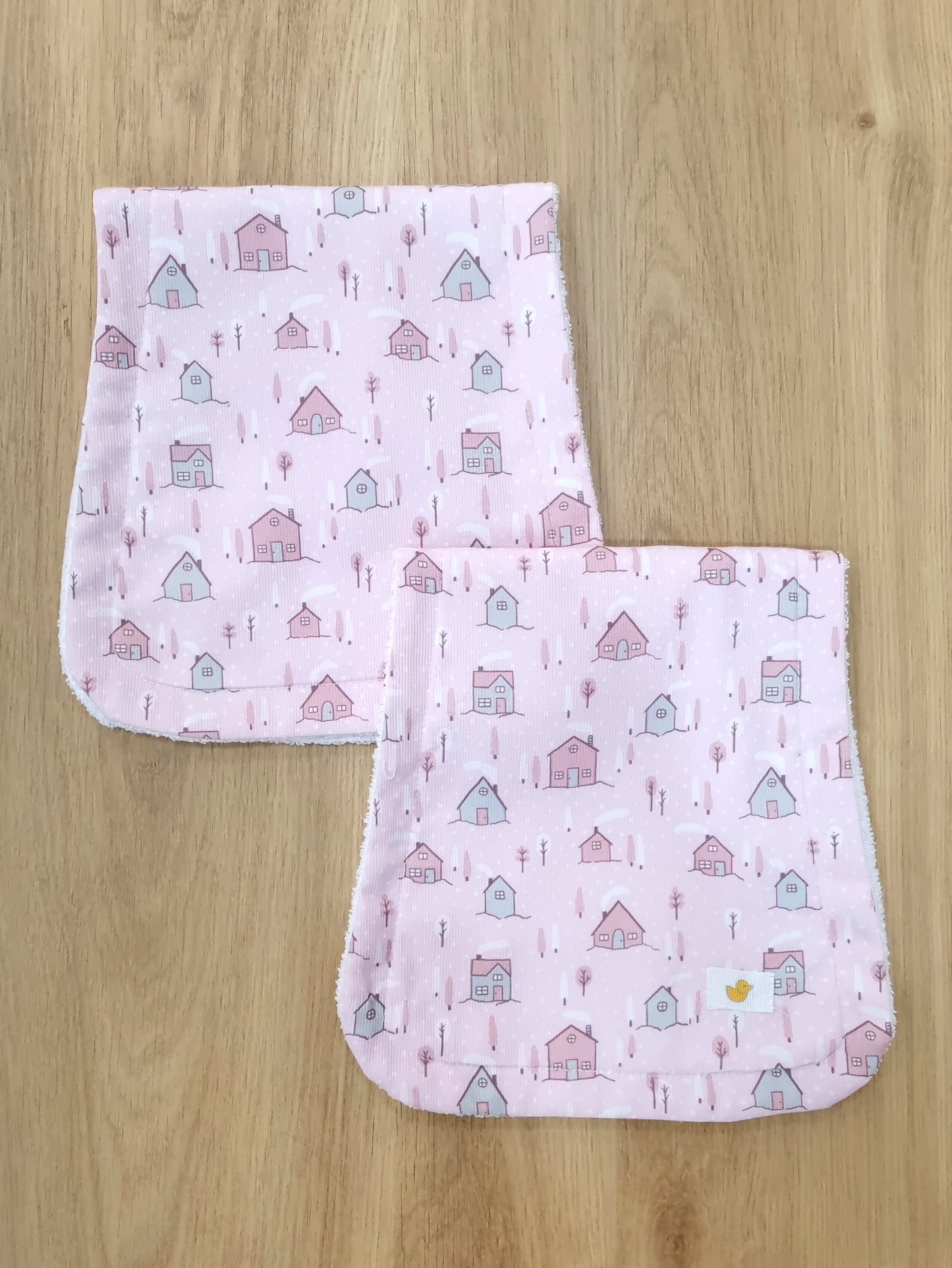 Set de 2 saliveros. Casitas rosa