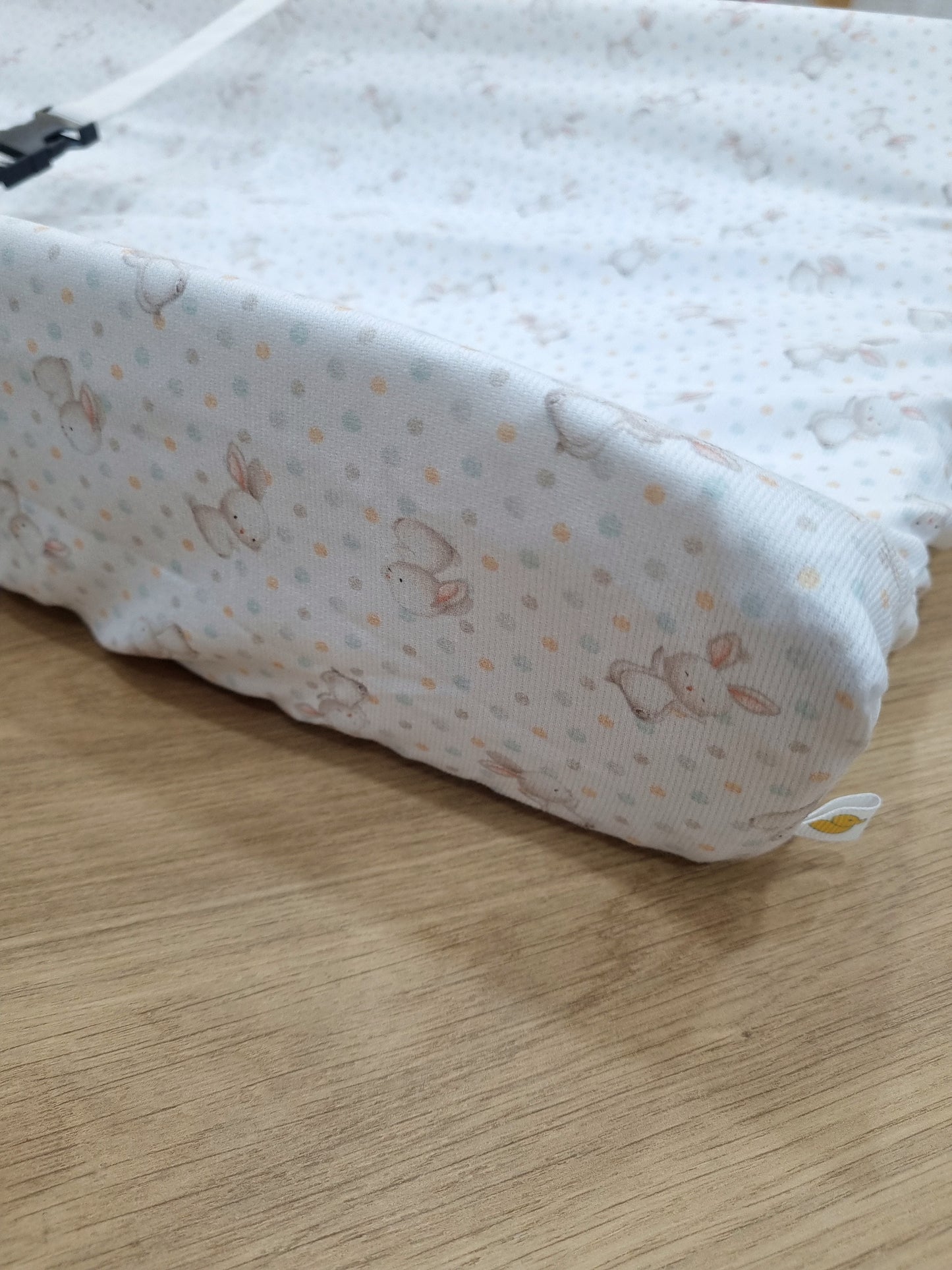 Funda de Cambiador. Conejito de puntitos