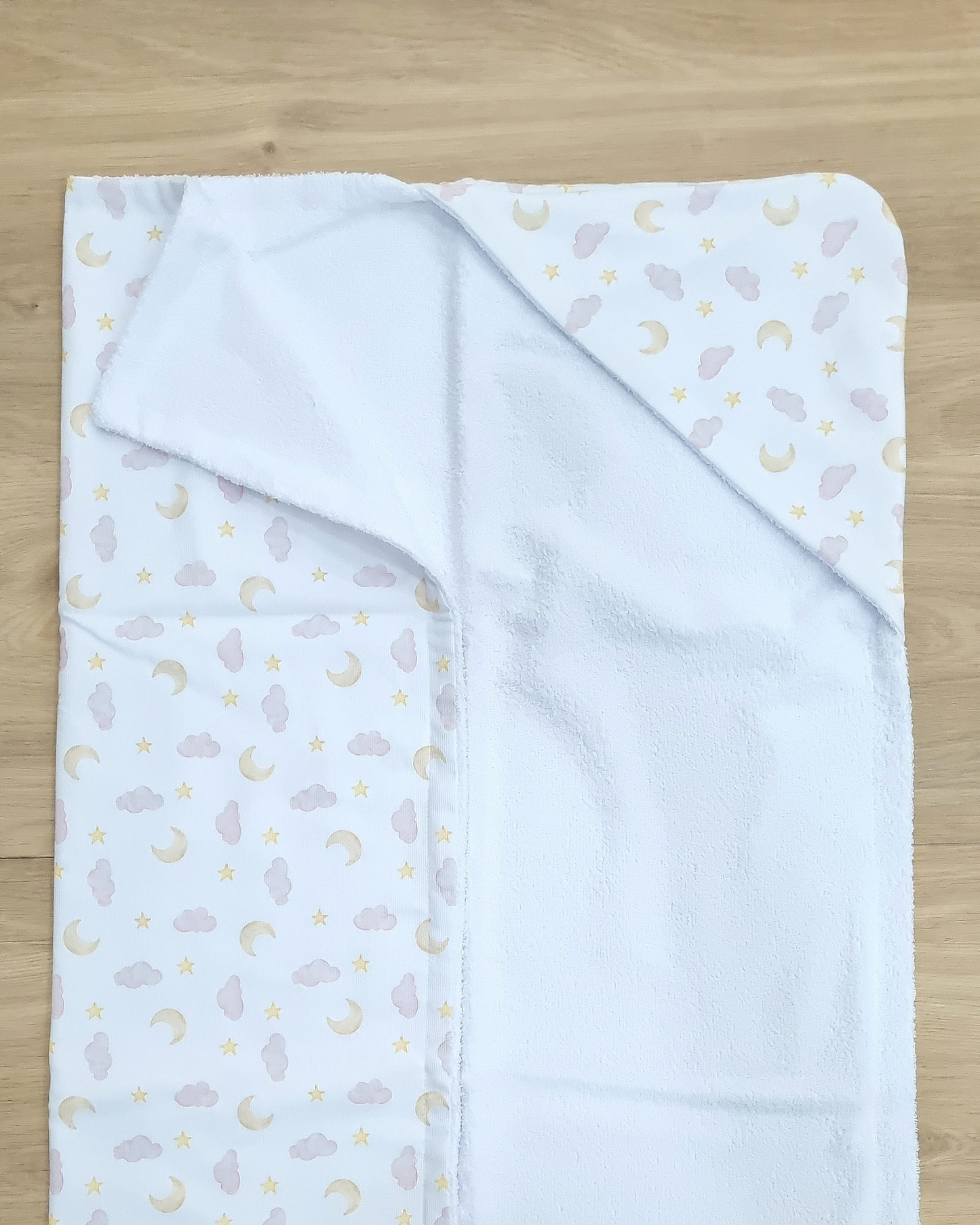 Toalla Mediana Nubes Rosa