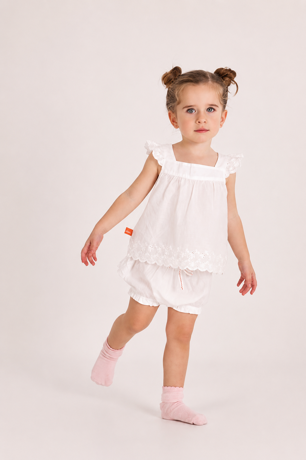 Conjunto Short. Blanco Niña