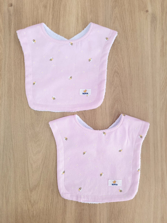 Set de 2 baberos. Abejita Rosa