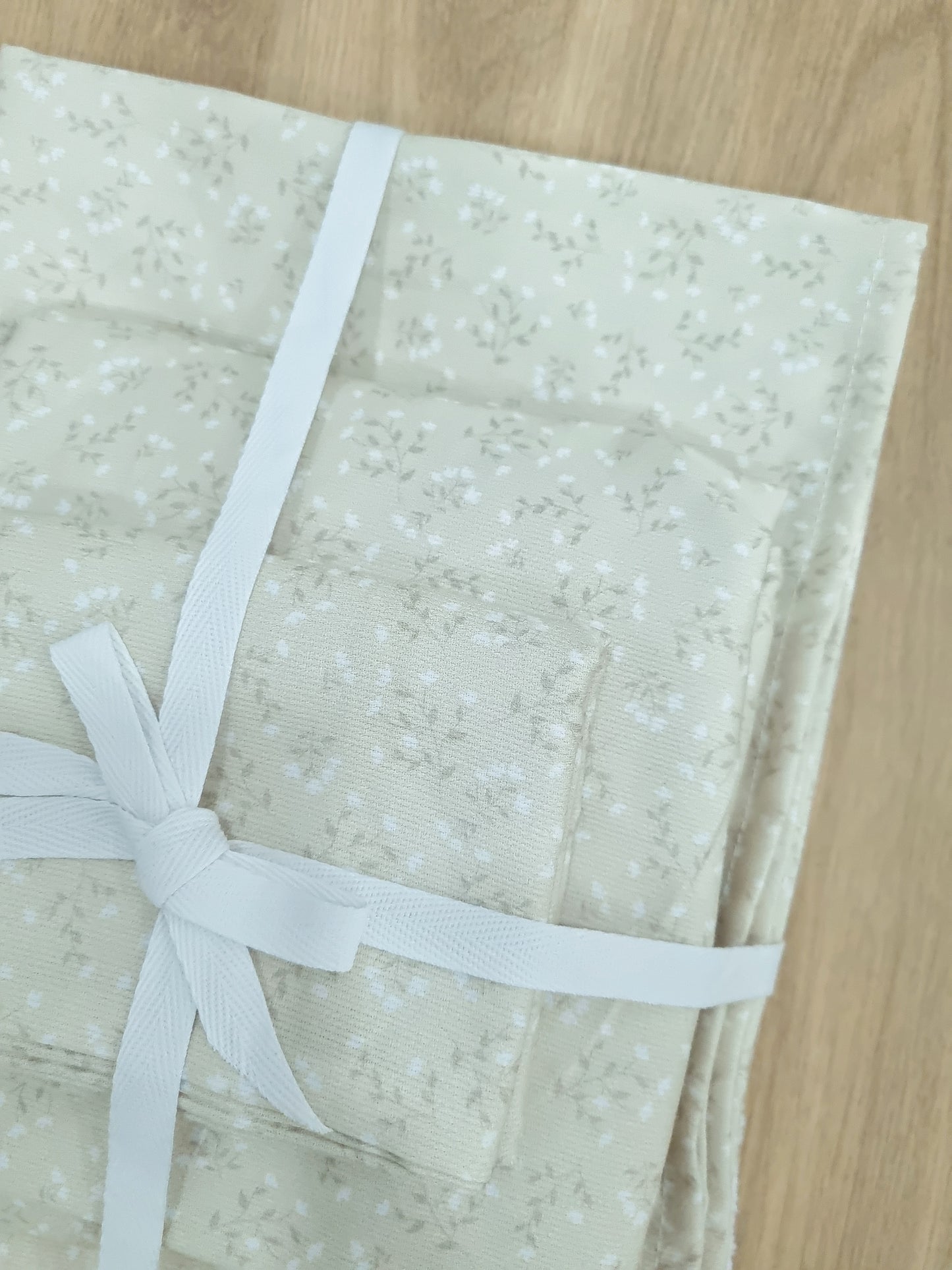 Set de Cuna. Hojitas Cafe