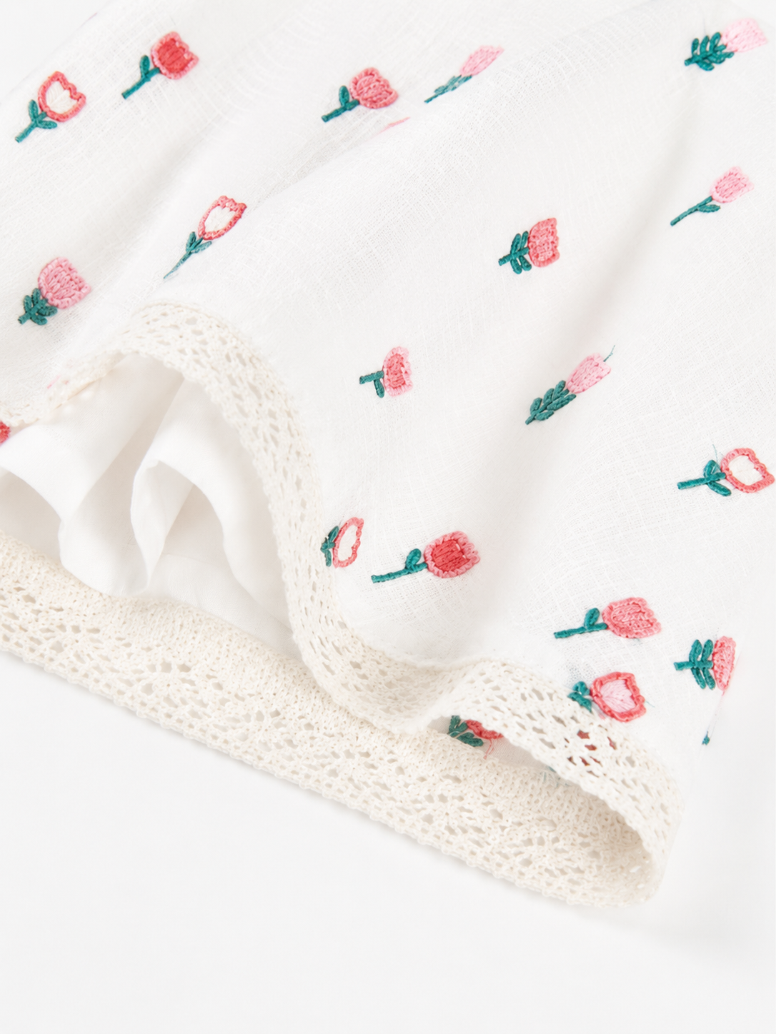 Vestido Blanco Flores Bordadas