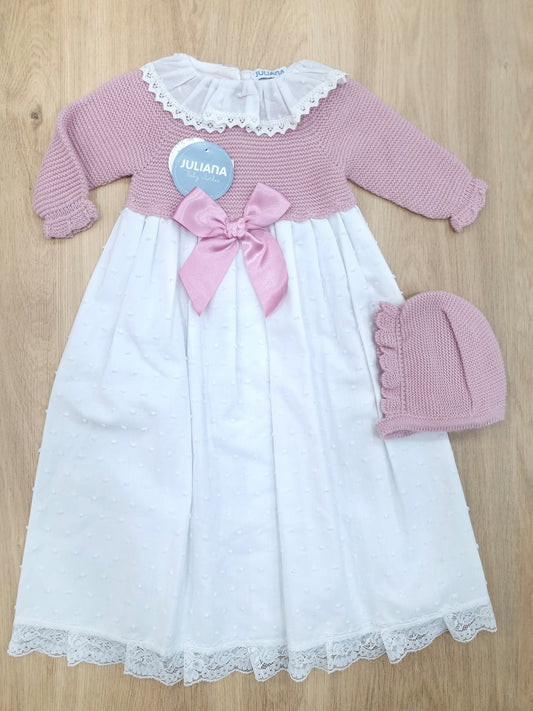 Faldón rosa/blanco moteado. Con gorro. 0 a 6M