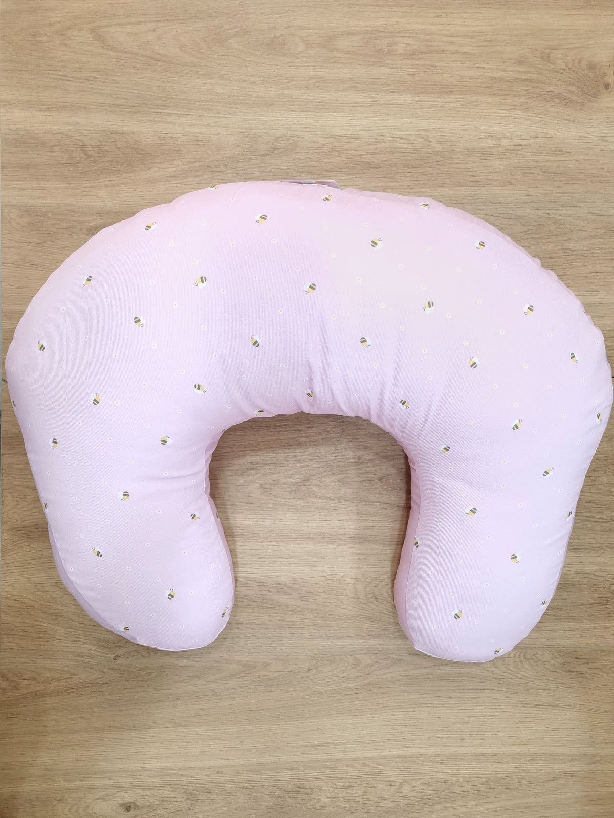 Almohada de lactancia. Abejitas rosa