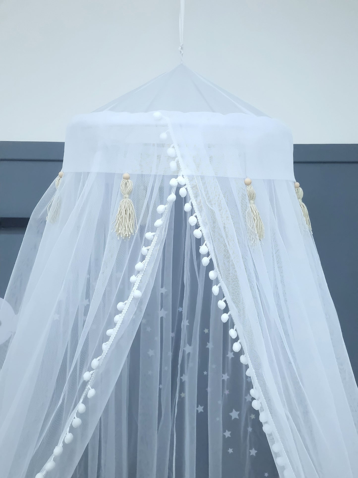 Mosquitero de cuna. Maderas y Tassels Café